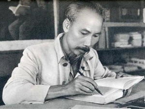 La Marseillaise Publication d un article sur le Président Ho Chi Minh
